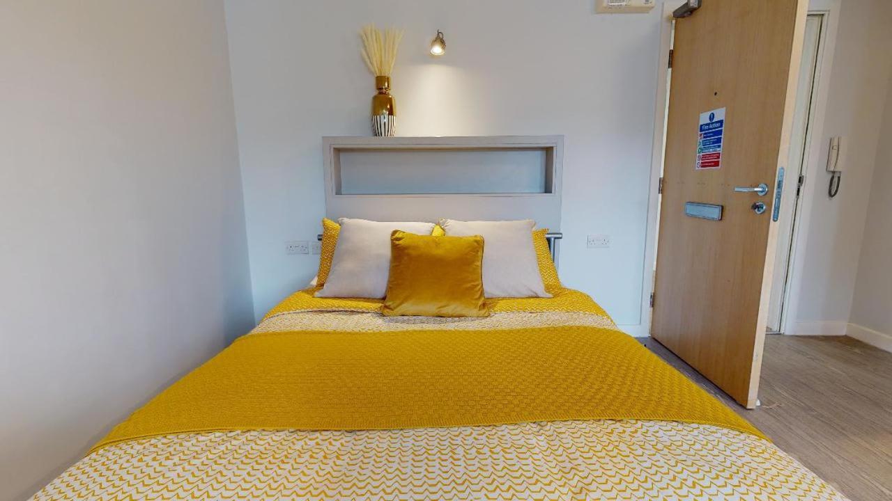 For Students Only - Charming Ensuite Bedrooms Near Leads City Centre Leeds  Ngoại thất bức ảnh